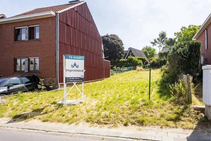 Bouwgrond te koop in Dilbeek