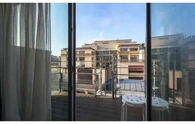 Huur 3 Slaapkamer Appartement 110m² Brussel