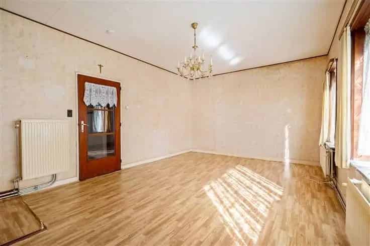 Te renoveren appartement 2 slaapkamers Deurne