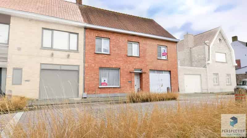 6 Slaapkamer Woning te Sint Andries Grote Tuin Garage Zolder