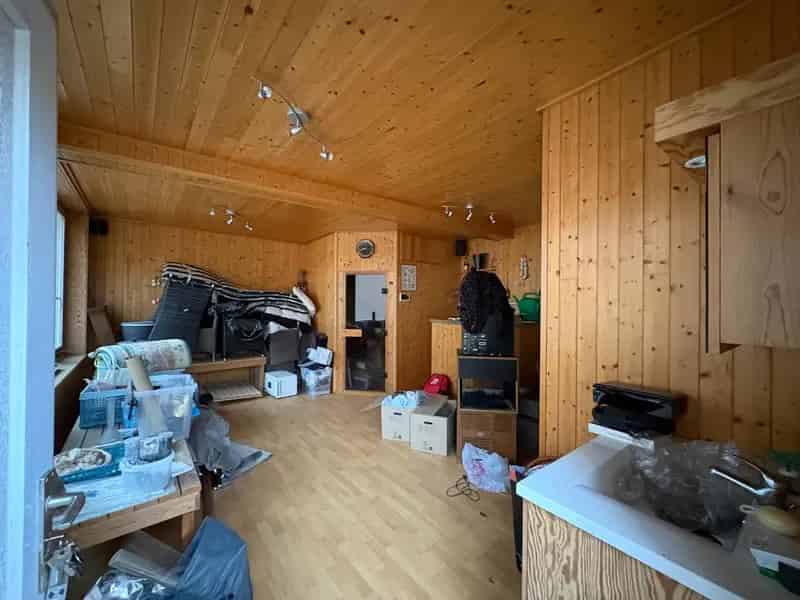 3 Garages met Opslagruimte te Koop in Aalst