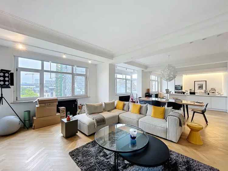 Appartement te Koop Etterbeek 2 slaapkamers 155m2