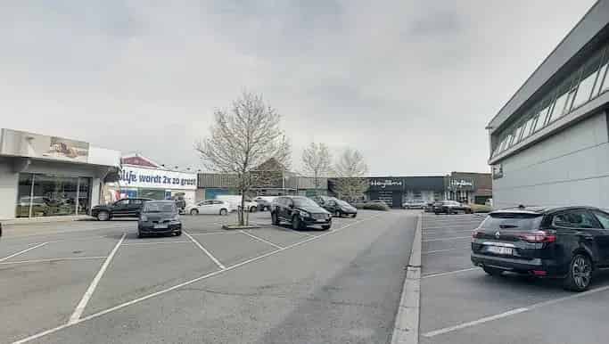 Kantoor te huur Wevelgem 365m² nabij autosnelweg
