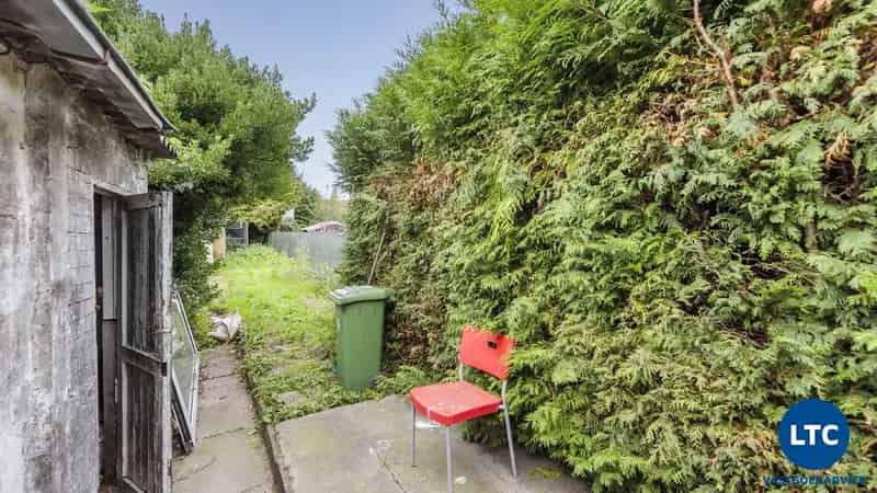 Rijwoning te Tienen - 3 slaapkamers - 2 badkamers
