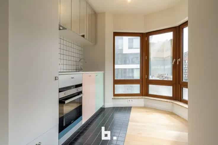 Huis Te Koop Stijlvol Retro Appartement Modern Comfort