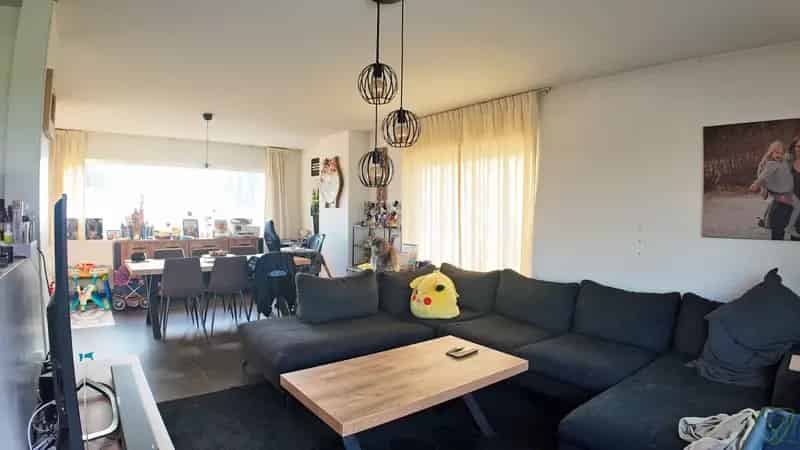 Gerenoveerde Open Bebouwing 3 Slaapkamers Zuidtuin Dubbele Staanplaats