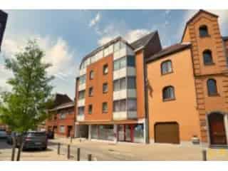 Handelspand La Louvière - 95m² - PRM Toegankelijk