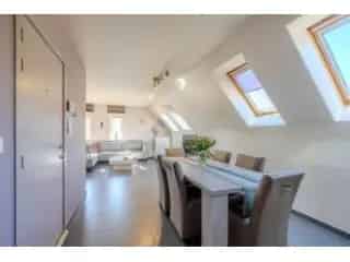 Dakappartement te koop Malle - Ruim terras en autostaanplaats