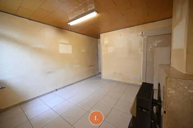 Te renoveren woning centrum Menen