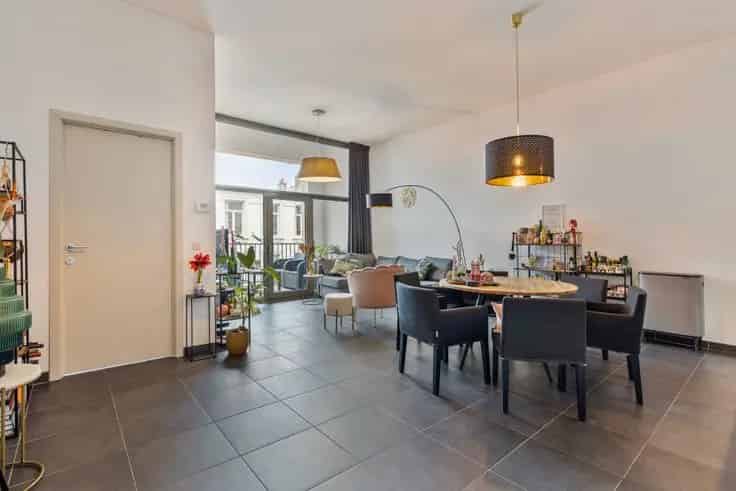 Appartement Te Koop Antwerpen - Historisch Gebouw - Volledig Vernieuwd