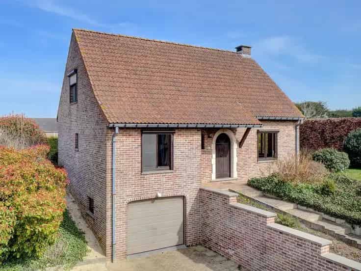 Ruime woning te Ottenburg  Nabij GSK en E411