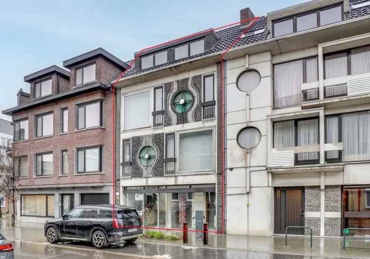 Te koop duplex appartement met praktijkruimte in Hasselt