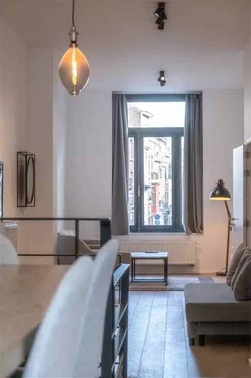 Huis Te Koop Sint-Gillis: 2 Duplex Appartementen