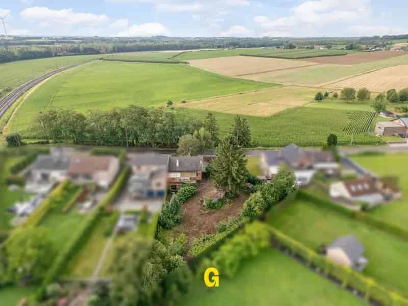 Halfvrijstaande woning te renoveren Alt-Hoeselt