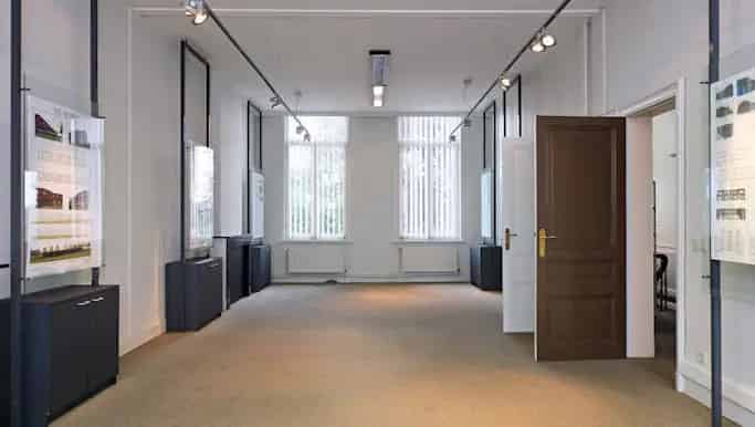 Kantoor met Woning te Koop Eeklo Stationsstraat