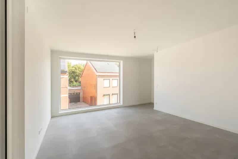 Huis te huur Wuustwezel: 2 slaapkamers, tuin en carport