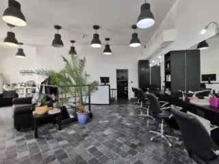Handelspand te Huur Etterbeek Salon Kapsalon Schoonheidsspecialist