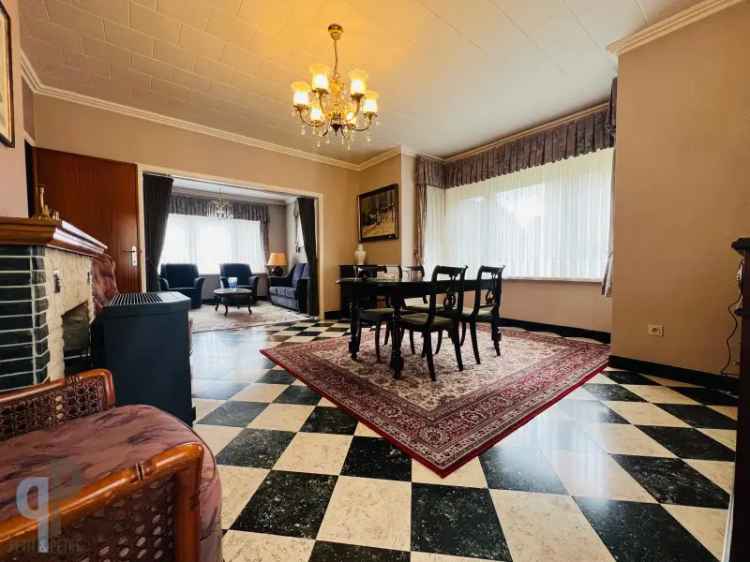 Huis te koop: Ruime HOB met tuin en garage
