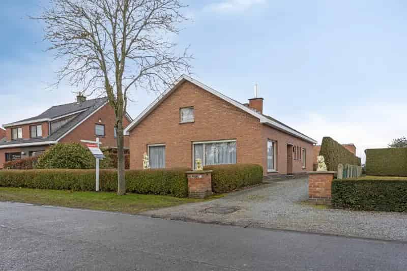 Bungalow te huur Nazareth: 3 slaapkamers, garage, tuin