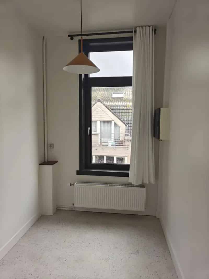Appartement te huur: Duplex nabij markt en strand
