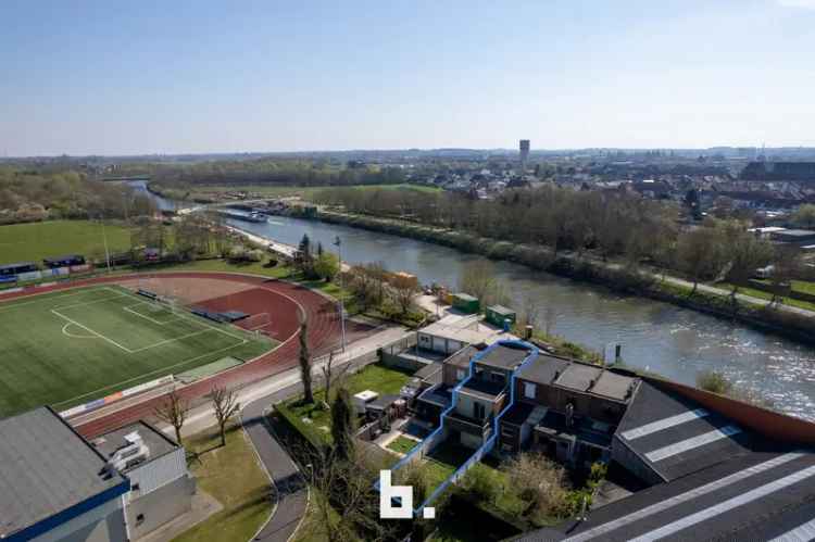 Huis te Koop: Instapklare Bel-Etage met Leiezicht