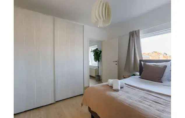 Huur 1 Slaapkamer Appartement 68m² Brussel