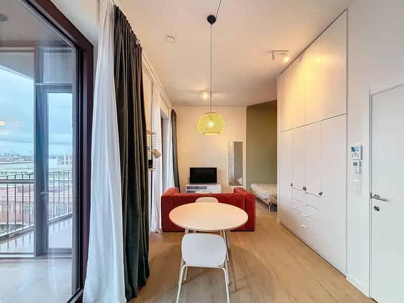 Gemeubelde Studio te Huur Nieuw Zuid