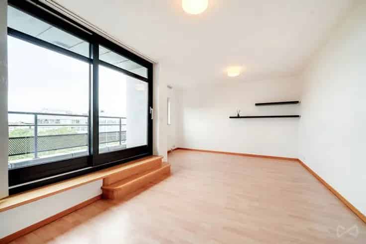 Penthouse 1 Slaapkamer Terras Parkeerplaats Brussel Stephaniebuurt