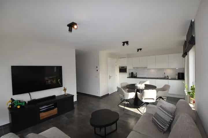 Appartement te huur Geel 2 slaapkamers Zuidgericht terras