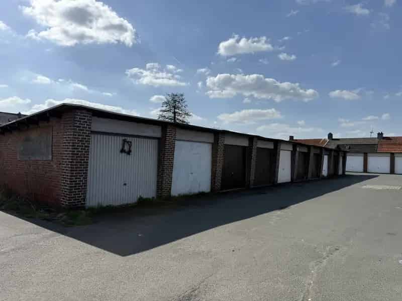 Garage te Huur of Koop