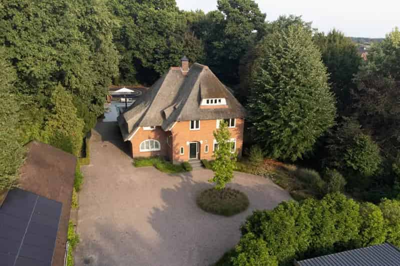 Huis te koop: Luxueuze gerenoveerde villa met zwembad en sauna