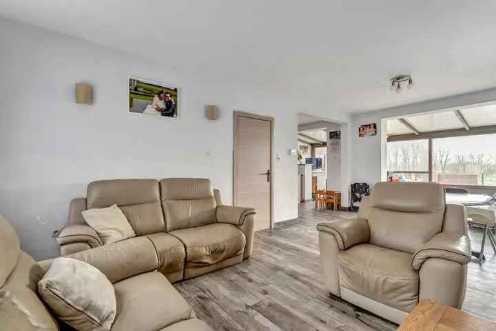 Te koop: 4-gevelwoning met bouwgrond in Gooik met uitzicht