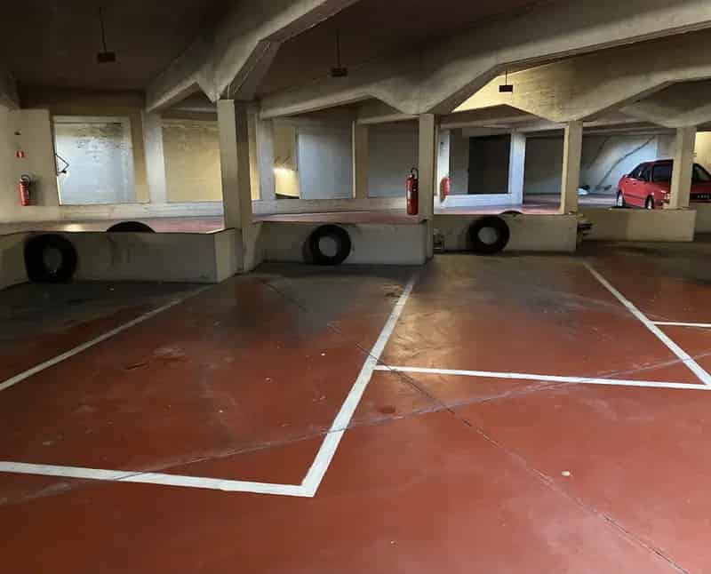 Garage te koop