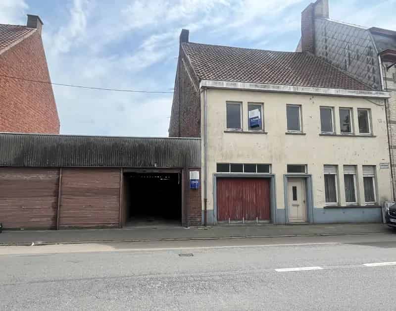 Huis te koop: Renovatieproject met uitbreidingsmogelijkheden