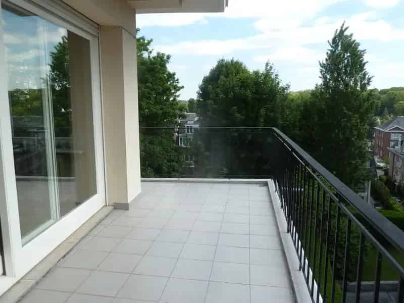 Appartement te Sint-Pieters-Woluwe 130m2 gerenoveerd