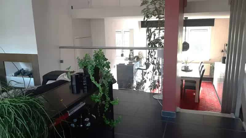 Huis te koop Vogeltjeswijk Ekeren: Splitlevel woning met tuin en dakterras