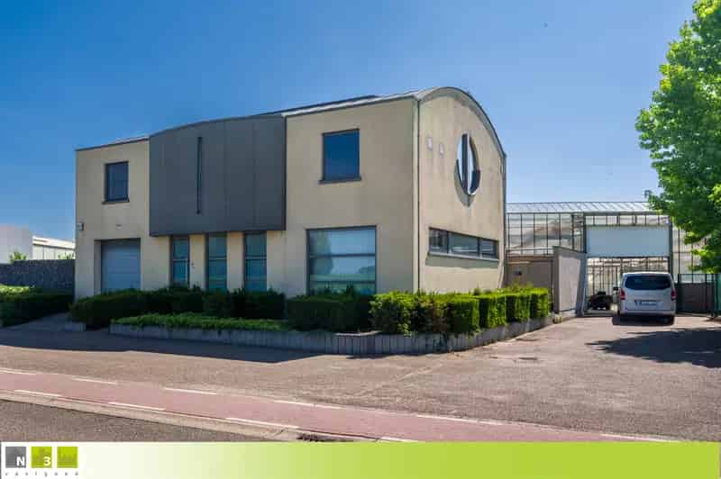 Huis te Huur Halen: Landbouwbedrijfswoning met Serres en Loods