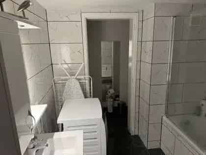Gemeubileerde Studio te Huur Schaerbeek met Balkon en Lift