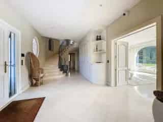 Luxe Villa te Koop Eigenbrakel 730m²