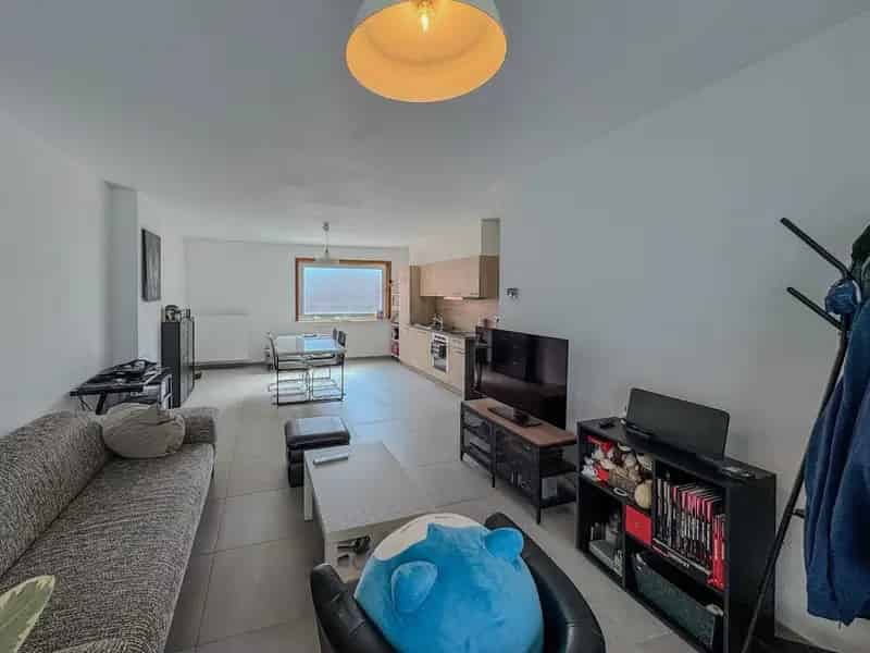 Ruime Rijwoning 3 Slaapkamers Grote Garage