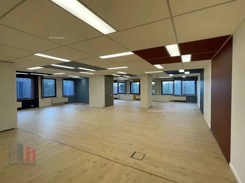 Kantoorruimte te huur Roeselare 275m2