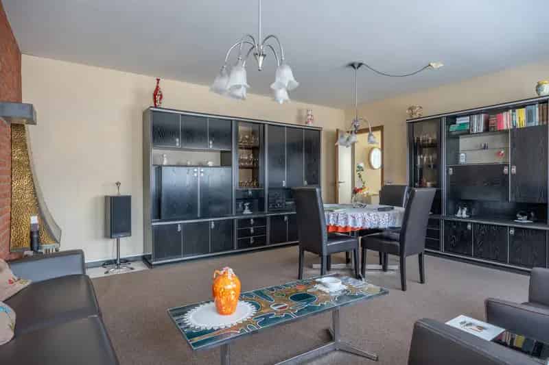 Huis te koop Beerse: 3 slaapkamers, garage, rustig gelegen