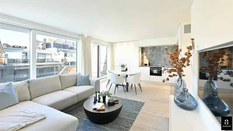 Penthouse te koop Knokke 2 slaapkamers zijzeezicht