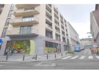 Handelspand te koop Brussel 200m²