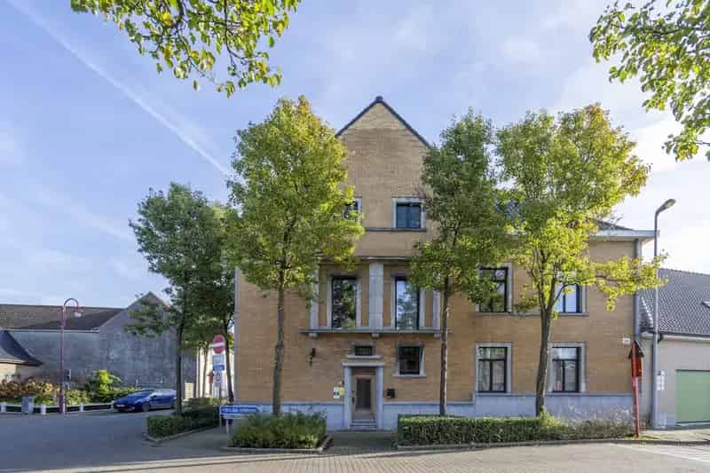 Herenhuis Lotenhulle: Charme, Ruimte & Vakantiewoning