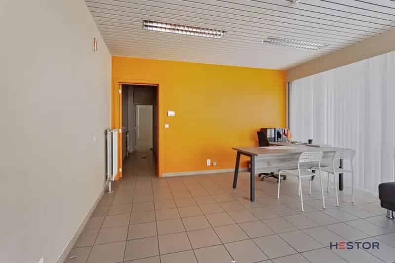 Huis te huur Zele: Handelspand met Appartement 85m²