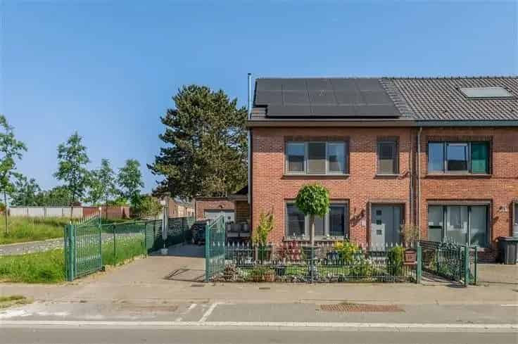 Huis Te Koop Kruibeke: HOB met Tuin en Garage
