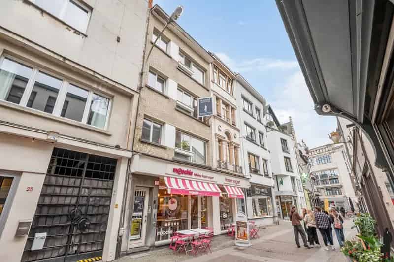 Appartement te koop Antwerpen: 2 slaapkamers, Kathedraal zicht, gerenoveerd