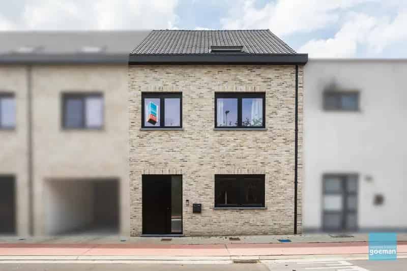Huis te huur Zele: 5 slaapkamers, 3 badkamers, energiezuinig
