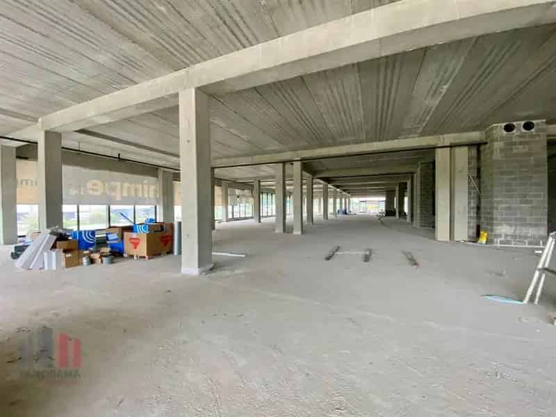 Handelspand te huur Otax Veurne 498m²
